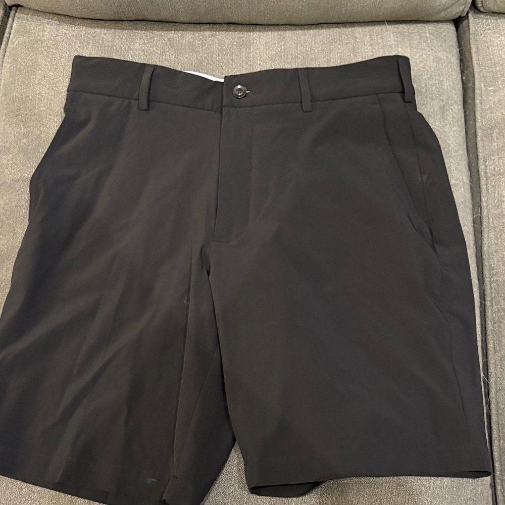 Walter Hagen Men's Black Golf Shorts